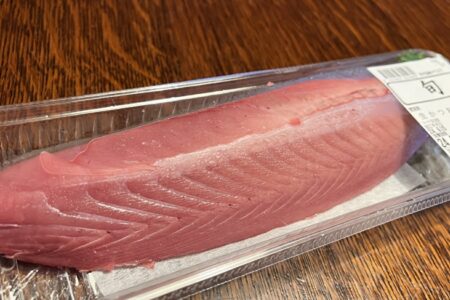 御前崎の生カツオ